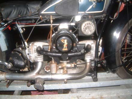 Martin Heckscher's D31 Douglas motorcycle 4